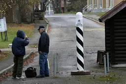 Эстонская полиция передала Латвии 11 нелегальных мигрантов: откуда?