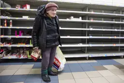 Хватит ли еды, если границы вдруг закроются? В Латвии назвали самое слабое место
