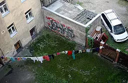 Как нас натравили друг на друга: психолог поставила диагноз латвийскому обществу