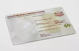 Беглецам от правосудия в Латвии ограничат использование удостоверений личности