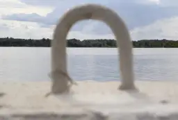 На двух пляжах Огрского края запрещено купание
