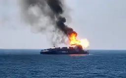 ВСУ потопили в Чёрном море принадлежащий «Росатому» контейнеровоз (ВИДЕО)