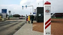 Латвия стала новым рычагом давления Лукашенко на ЕС
