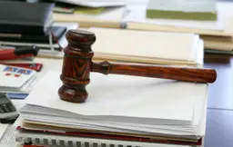 Избили до смерти двух человек: суд отправил подростков в тюрьму