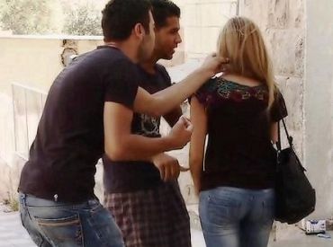 «Par» politiķe akcentē nepieciešamību aizsargāt sievietes no vardarbības arī digitālajā vidē