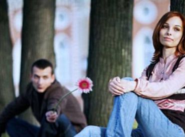 Любовь сломалась? Молодые мужчины одиноки, женщины устали, а свидания превратились в поле боя