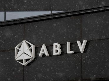 ENAP lietvedībā esošajos kriminālprocesos «ABLV Bank» bankā arestēti gandrīz 375 miljoni eiro