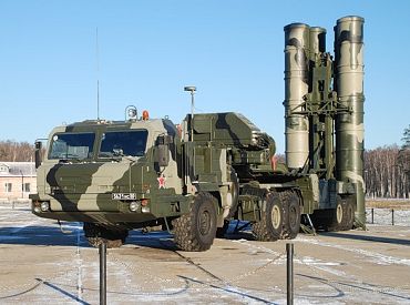 Из-за войны в Украине Россия не смогла вовремя поставить Индии зенитные комплексы С-400