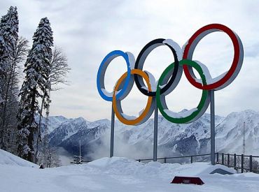 LOK: Startējot vienās sacensībās ar agresorvalstu pārstāvjiem, Latvijas sportistiem jādistancējas no tiem