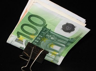 Piešķir 182 miljonus eiro 500 eiro pabalsta izmaksai par katru bērnu