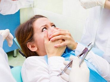 410 евро за вырванный зуб: женщину удивила стоимость анестезии в Риге