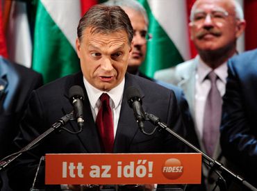 Ungārijas valdība atkārtoti draud sūtīt nelegālos migrantus uz Briseli