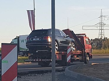 Плохо живём? Оборот автодилера Bentley в Латвии в прошлом году вырос почти вдвое