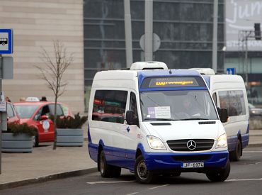Ar koronavīrusu inficētais Irānas pilsonis pa Rīgu pārvietojies ar satiksmes mikroautobusu