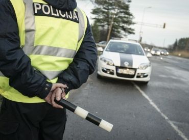 Ātruma kontroles maratona laikā Valsts policija noķērusi vairāk nekā pustūkstoti pārkāpēju