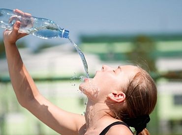 Жёлтое предупреждение: сегодня Латвию накроет жара