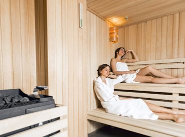 Savāc 10 000 parakstu par Covid-19 dēļ ieviesto ierobežojumu atcelšanu pirtīm un skaistumkopšanai