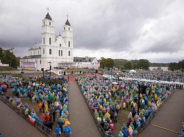 Aglonā ar vesperēm sāksies Vissvētākās Jaunavas Marijas debesīs uzņemšanas svinības