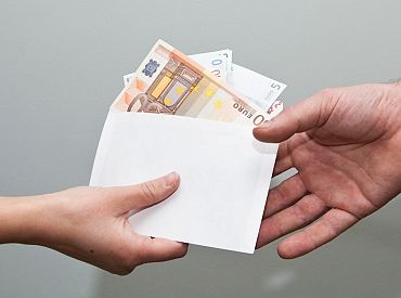 Ēnu ekonomikas īpatsvars pērn Latvijā audzis līdz 26,6%