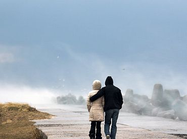 Valsts austrumu daļā otrdien saglabāsies lietains laiks, rietumu novados spīdēs saule