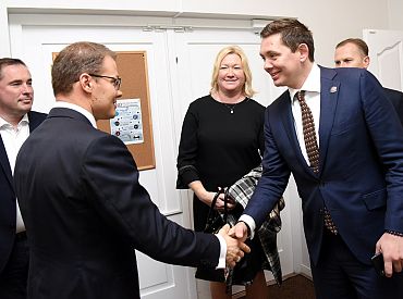 «KPV LV» valde atsauc parakstu no koalīcijas līguma, bet frakcijas vadība to neatbalsta