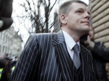 Лучше поздно, чем никогда? Репше признал приватизационные сертификаты ошибкой