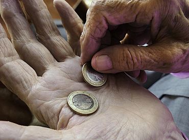 Grozījumi pensiju likumā: kā turpmāk aprēķinās apdrošināšanas stāžu par padomju laikos nostrādātajiem gadiem