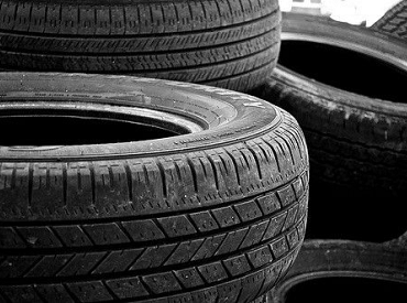 Rīgā trīs nedēļas varēs bez maksas nodot nolietotās autoriepas
