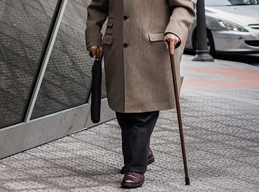 Minimālās vecuma pensijas aprēķina bāzi paredzēts noteikt 136 eiro