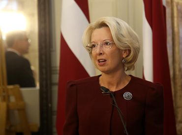 Mūrniece: Mūsdienās bez Satversmes interpretācijas nevar iztikt, bet tas jādara ar cieņu pret konstitūciju