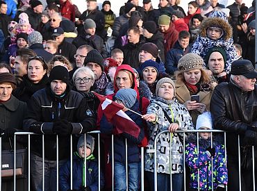 Проходи, не задерживайся: парад с Вантового моста наблюдать будет нельзя; есть и другие ограничения