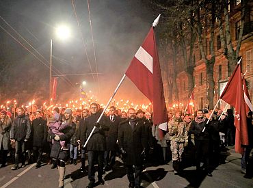 Lāčplēša dienas pasākumu laikā Rīgā noteikti vairāki satiksmes ierobežojumi