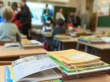 Нужно просто открыть окно: на усвоение этой «хитрой» мысли в Латвии потрачено 4,3 млн. евро