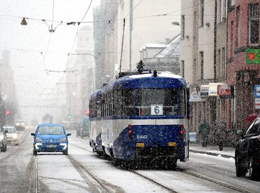 KNAB rosina apsūdzēt trīs personas par 246 767 eiro izkrāpšanu no «Rīgas satiksme»