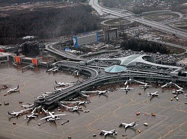 Под Москвой закрыты три аэропорта из-за атаки украинских дронов