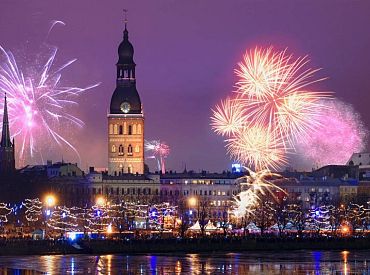 Pašvaldības arī šogad nedrīkstēs rīkot Jaungada uguņošanu