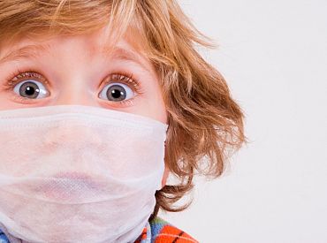 Ja skolēnam skolā parādīsies akūtas elpceļu infekcijas slimības pazīmes, viņš būs jāizolē