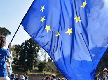 Ar jauno sankciju pakotni pret Baltkrieviju ES vēlas novērst sankciju pret Krieviju apiešanu