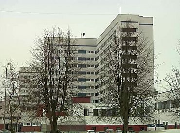 Austrumu un Stradiņa slimnīcās kopumā vakanti 389 amati