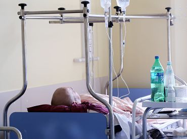 Slimnīcās ievietoto Covid-19 slimnieku kopskaits sasniedzis 249