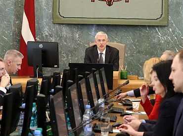 No nākamā gada VSAOI likmi plāno samazināt par procentpunktu — līdz 34,09%