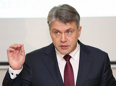 Tiesībsargs: Covid-19 krīze radījusi iedzīvotāju šaubas par tiesiskumu un demokrātiju Latvijā