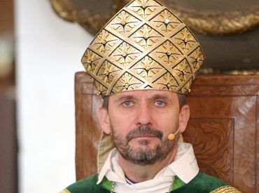 Arhibīskaps Vanags Ziemassvētkos novēl laimīgas ilgas redzēt Jēzu