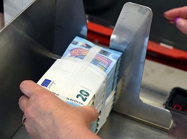 FM: Piecos mēnešos kopbudžeta ieņēmumu plāns izpildīts par 91,8%
