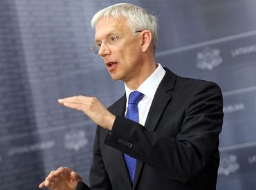 Kariņš: Latvijā būs ilgi jāsadzīvo ar Covid-19, bet valdība lems par pakāpenisku izeju no ārkārtējās situācijas