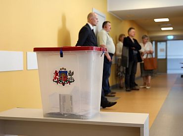 Искажают и лицо, и голос: при помощи искусственного интеллекта латвийцами могут манипулировать на выборах