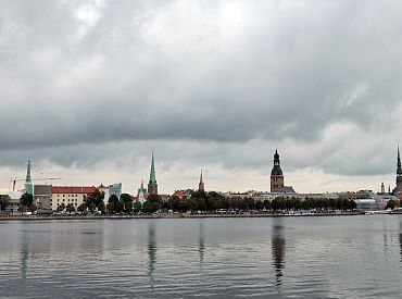 Aptauja: Trešdaļa rīdzinieku vēlas pārcelties dzīvot uz citurieni