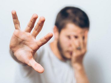 Отец троих детей в пандемию потерял доход и подал на банкротство: но процесс неожиданно зашёл в тупик. Кто виноват?