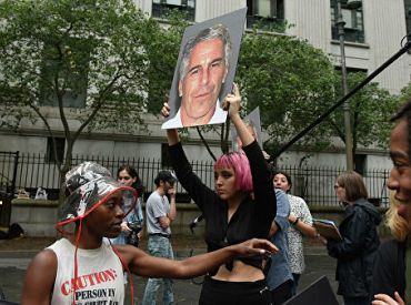 Конгресс США постановил открыть все материалы по делу Эпштейна