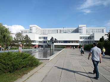 Darbu Austrumu slimnīcas valdē sācis kādreizējais «Sadales tīkla» vadītājs Pinkulis